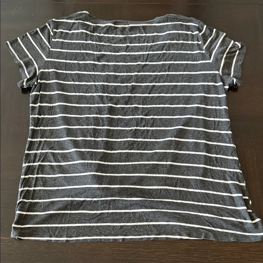 nine britton Black & White Striped Knot-Front Short Sleeve Tee - Picture 3 of 3